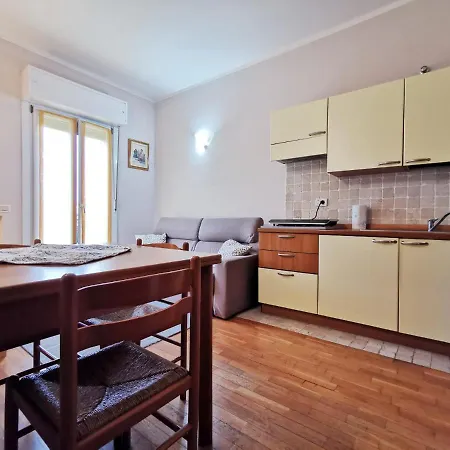 & Gym Apartment Lonato